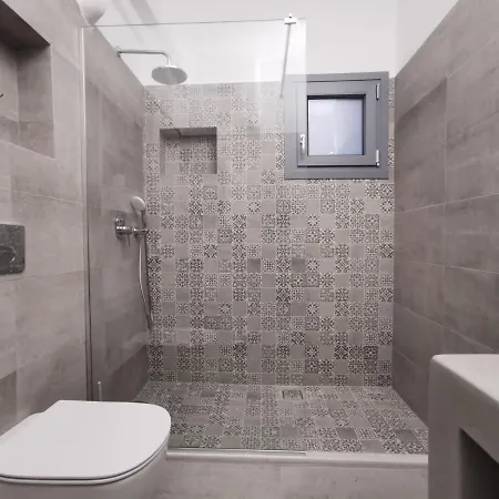 Appartement Helen's Minimal & Alikí