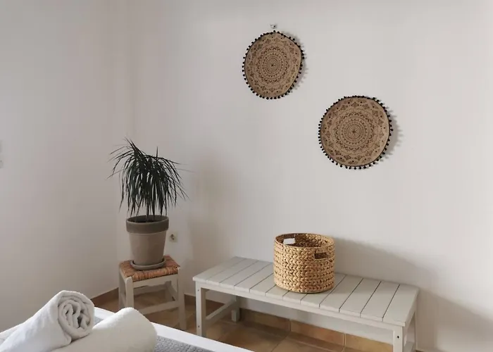 Apartment Helen's Minimal & *