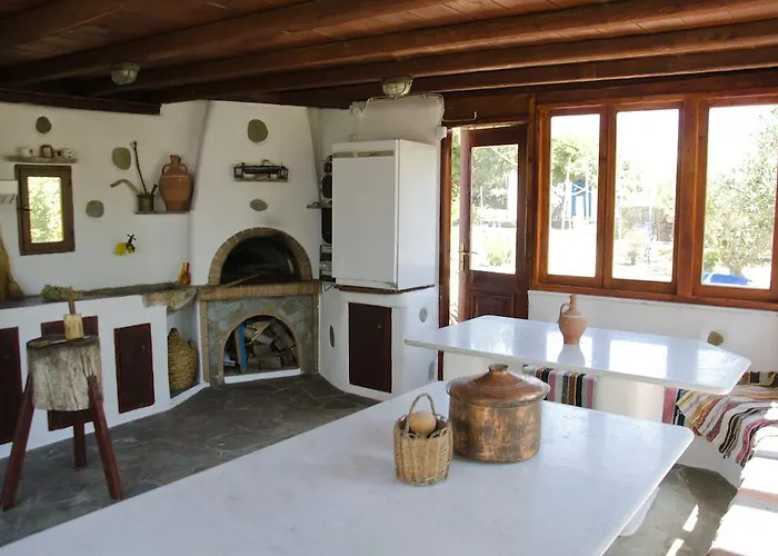 Apartment Helen's Minimal & Alikí